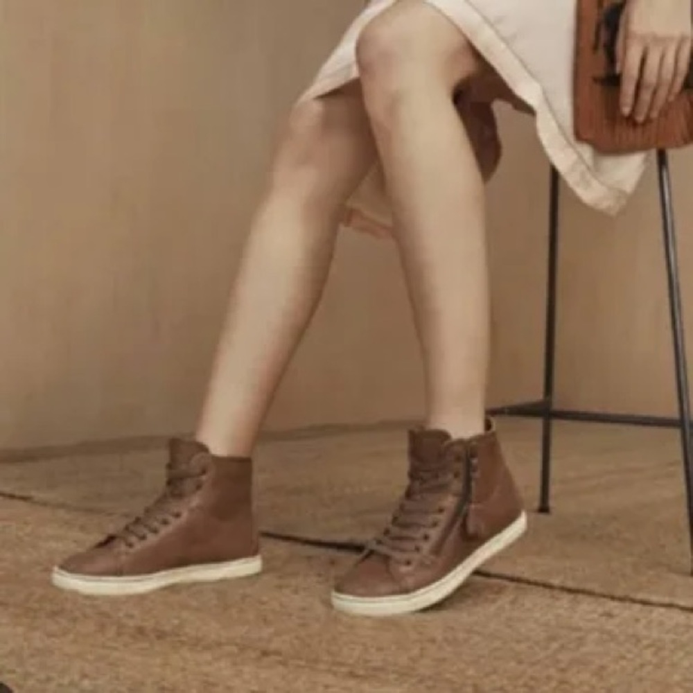 UGG Blaney Tasseled High-top Sneaker in Chocolate